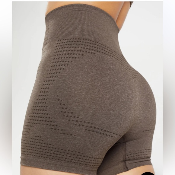 Vital Seamless 2.0 Shorts - Brown Marl - Picture 6 of 9